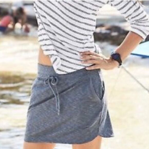 ATHLETA techie terry grey blue mini skirt - Picture 3 of 8